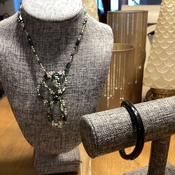 Hematite, Green and Clear Crystal Open Lariat Necklace with Black Bangle - Picture 5 of 8